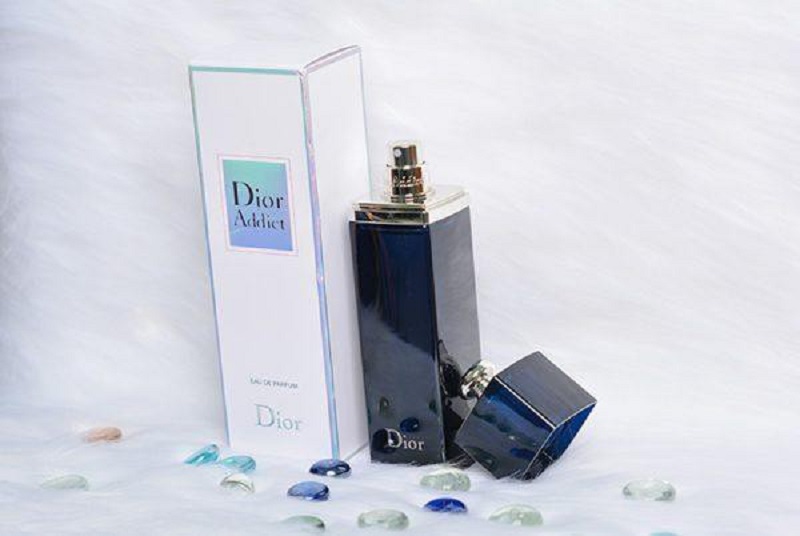 Nước hoa Dior Addict Eau De Parfum mùi hương sang trọng