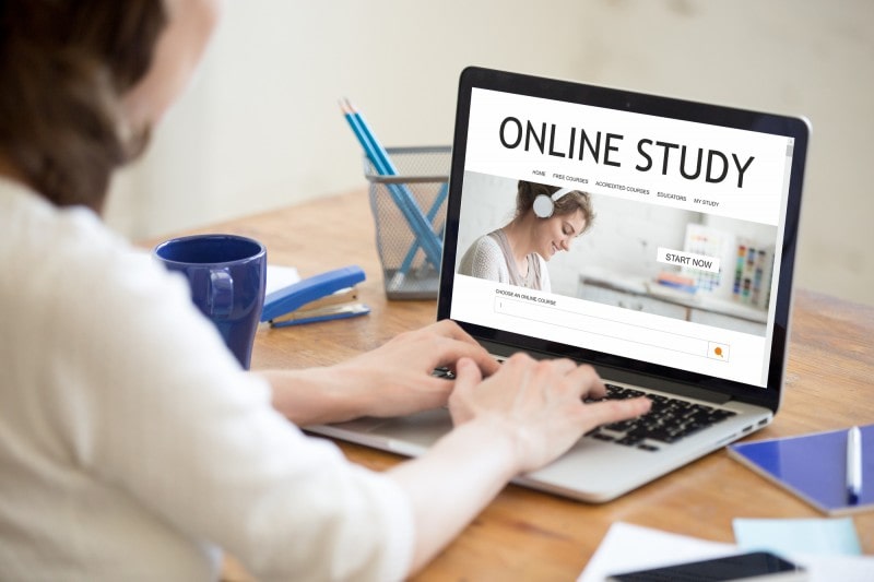 laptop-hoc-online