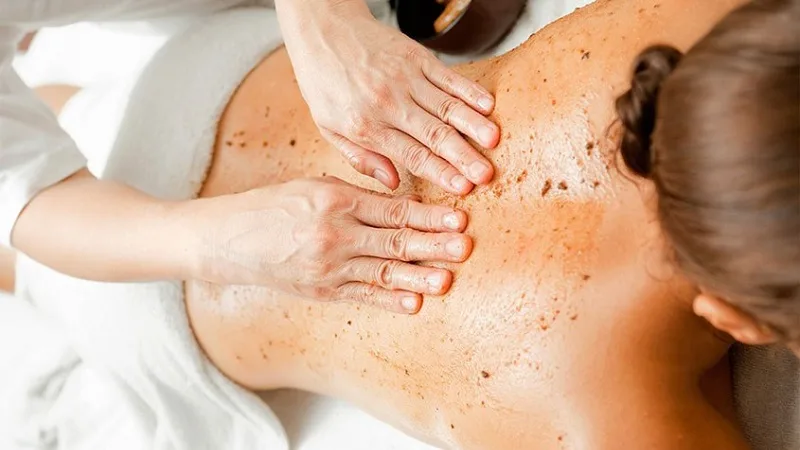 Tẩy tế bào chết body