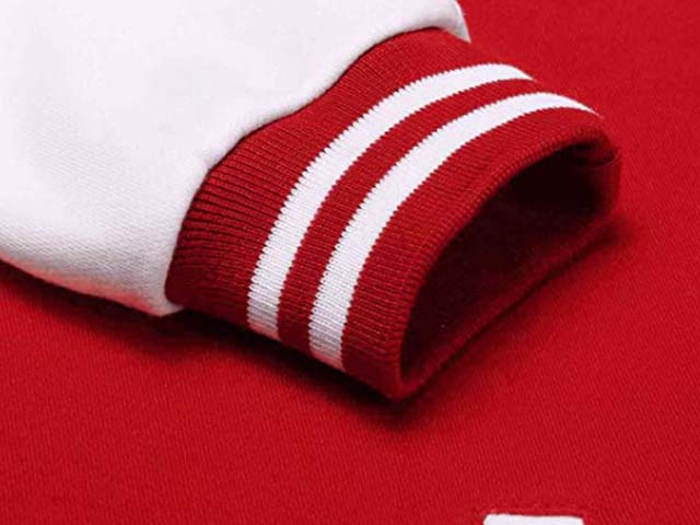 áo khoác classic varsity bao nhiêu tiền