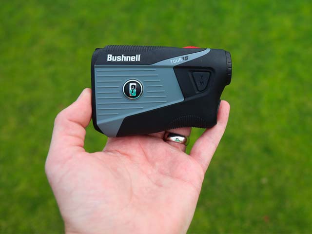 máy đo khoảng cách golf