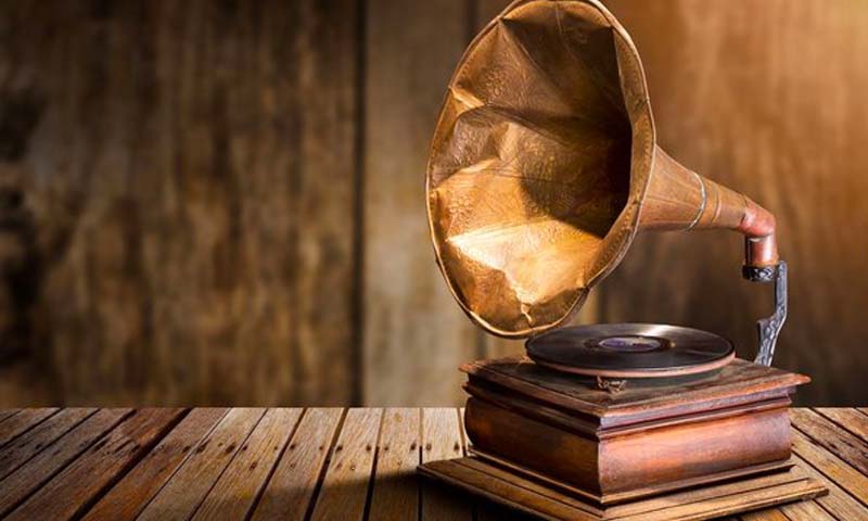 máy hát đĩa gramophone là gì