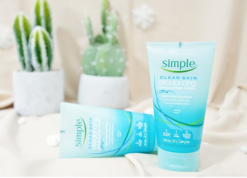 Review sữa rửa mặt Simple chính hãng mẫu mới nhất