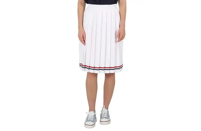 Chân váy Thom Browneư White Elite Pleated Midi Skirt rất dễ phối đồ