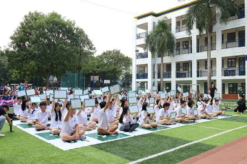 STT vừa học vừa chơi không đánh rơi tuổi trẻ cực bá đạo