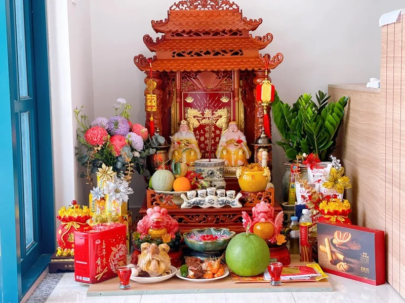 Ông thần tài ngồi bên nào? Đặt thần tài thổ địa sao cho đúng?
