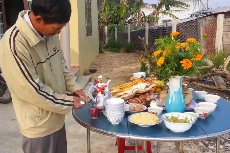 cúng ngoài sân là cúng ai, cách bày mâm cúng ngoài sân