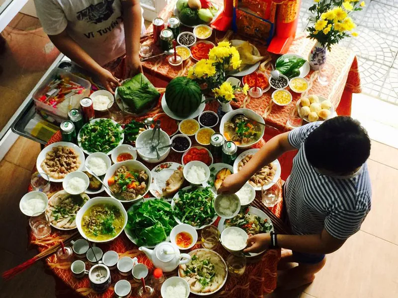 Lễ cúng tất niên cuối năm gồm những gì? Những điều bạn cần biết.