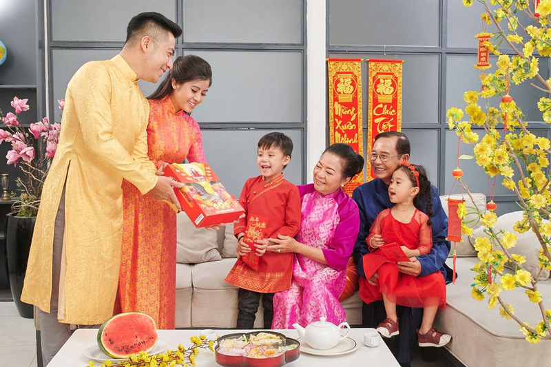 40+ stt chúc mừng năm mới hài hước ngắn gọn câu like