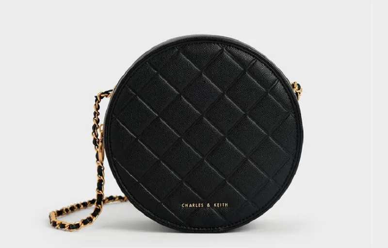 Túi trống Charles and Keith