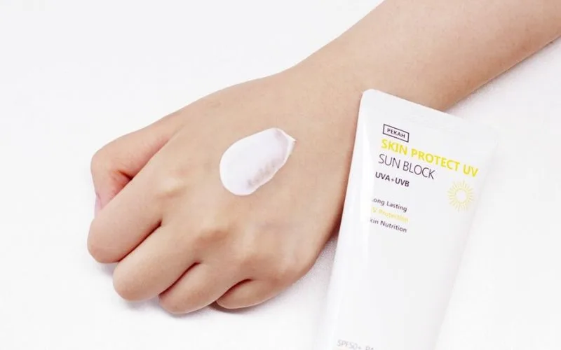 Kem chống nắng Pekah của nước nào? dùng cho da gì? giá bao nhiêu?