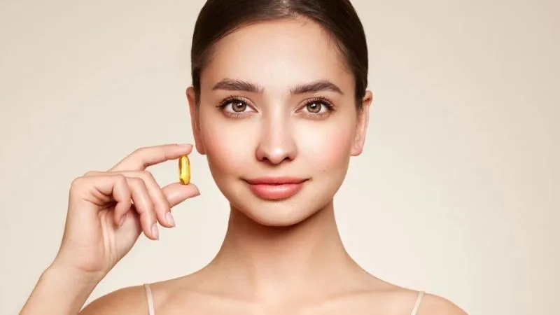 boi-vitamin-e-len-mat-co-can-rua-lai-khong-2