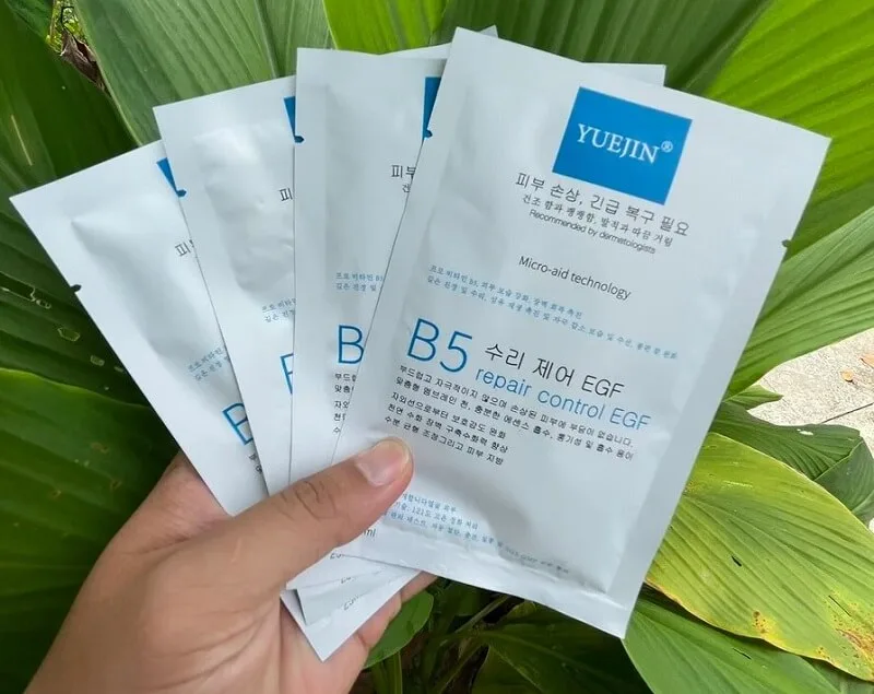 Sau khi đắp mặt nạ B5 Yuejin có cần rửa lại không?