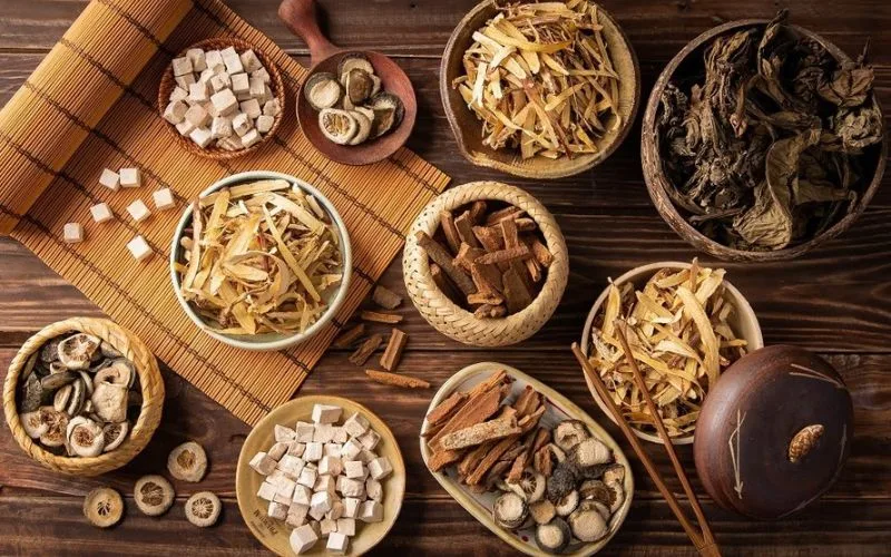 Uống thuốc nam nhiều có hại thận không? uống bao lâu thì ngưng?