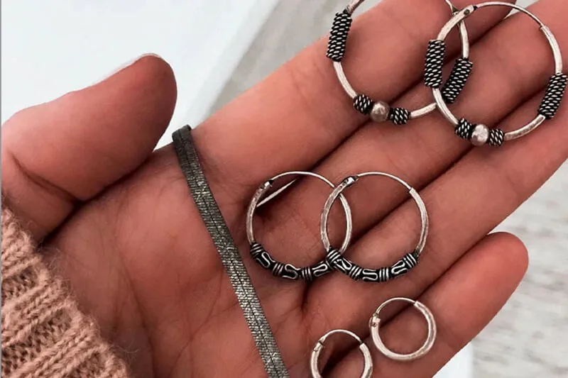 Bạc S925 có bị đen không? Nguyên nhân và cách xử lý hiệu quả